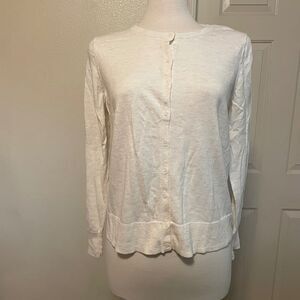 Old Navy Size Large Long Sleeve Sweater - Comfortable & Stylish Winter Wear